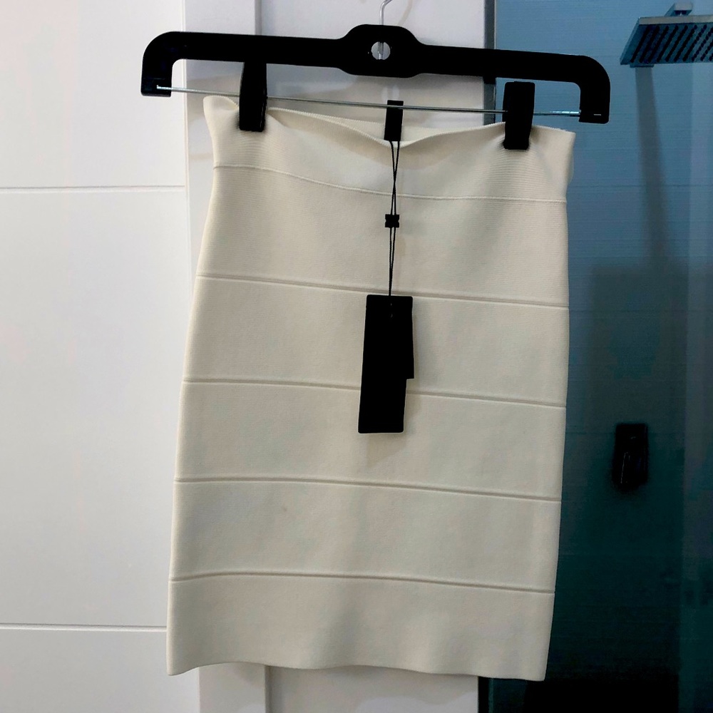 BCBG skirt